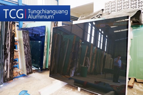 ขายส่งกระจกบีจีเอฟ  กระจกใสดำ